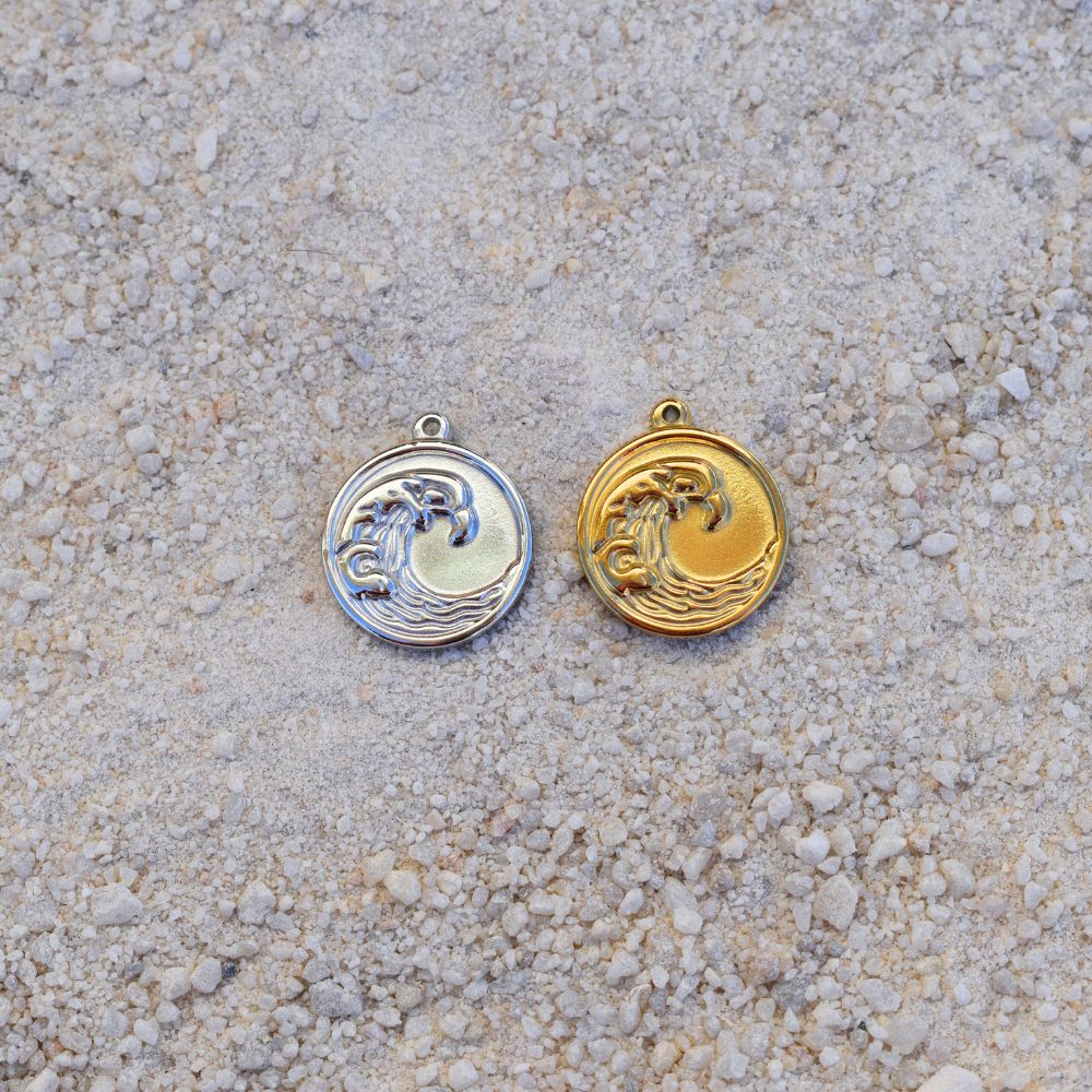 Wave Charm - Goldieboxx Jewellery