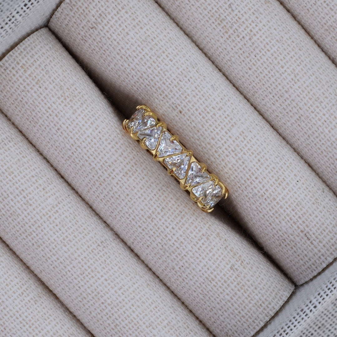Bianca Ring