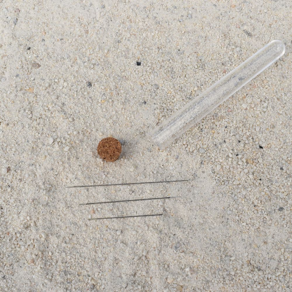 Elastic & Beading Needles - Goldieboxx Jewellery