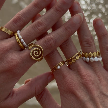 Pearl Ring Mini rice pearls Small