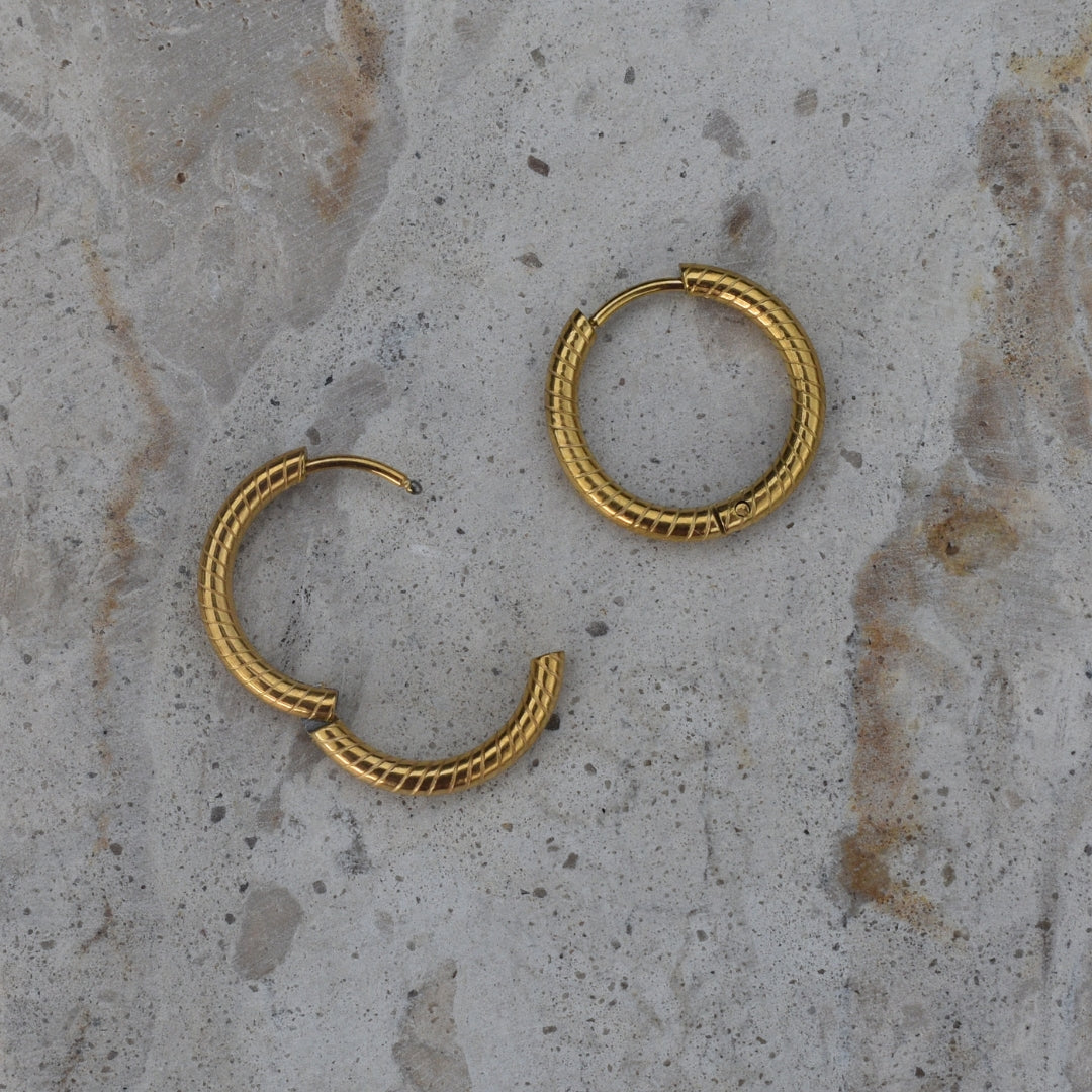 Classic Gold Hoops - Goldieboxx Jewellery
