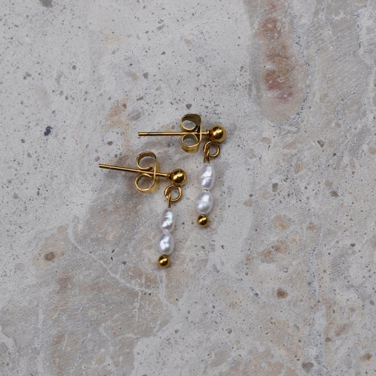 Mini rice Pearl Studs - Goldieboxx Jewellery