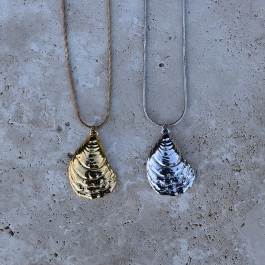 Oyster Necklace - Goldieboxx Jewellery
